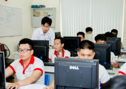 Học sửa laptop Online hay Offline - Đâu là phương pháp đem lại hiệu quả cao hơn?