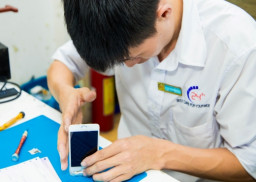 Người mới cần những gì để hòa nhập với nghề sửa chữa điện thoại?