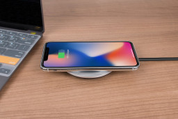 Vì sao iPhone bị nóng khi sạc? Cách hạ nhiệt nhanh chóng