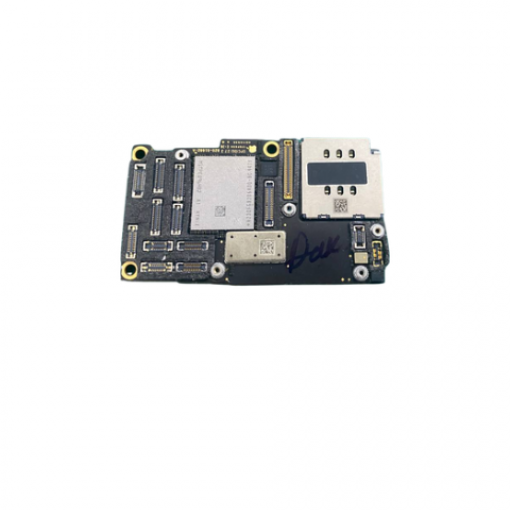 Thay main iPhone 11