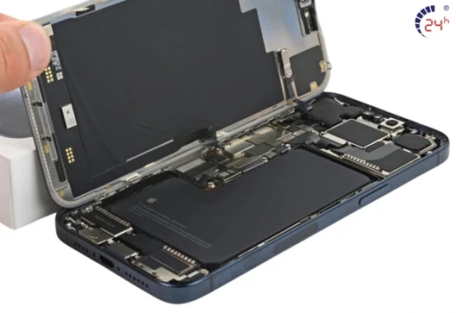 thay-pin-iPhone-16-Pro-gia-re-uy-tin.jpg