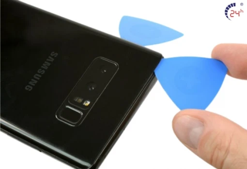 thay-pin-Samsung-Note-8-chinh-hang.jpg