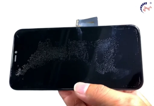 thay-mat-kinh-iphone-11-uy-tin.jpg