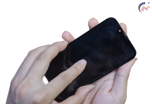 thay-mat-kinh-iphone-13-pro-uy-tin.jpg