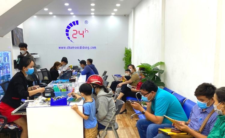 địa điểm khách hàng đến thay pin laptop Dell Inspiron 3521
