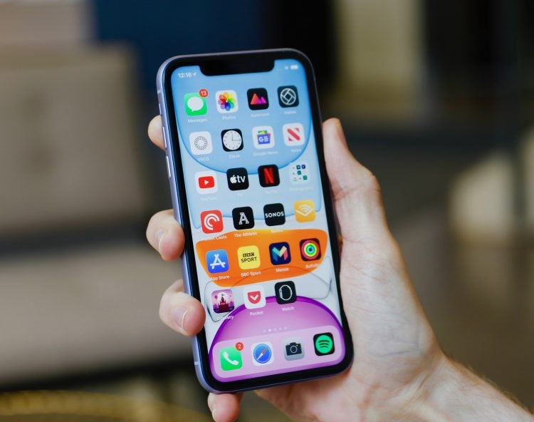 Bạn cần kiểm soát tần suất điều khiển iPhone để máy không thường xuyên nóng lên