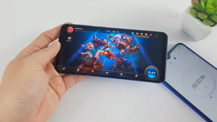 Chơi game mượt mà là một trong những lý do khiến A50 bán siêu chạy