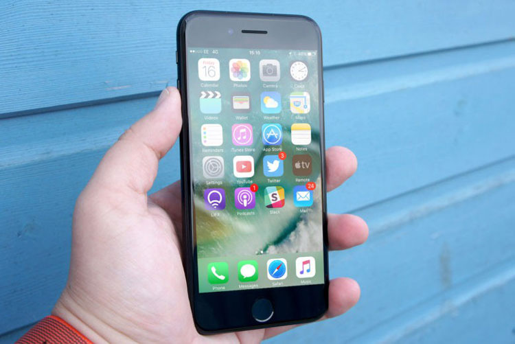 iphone-7-bi-dom-trang-2