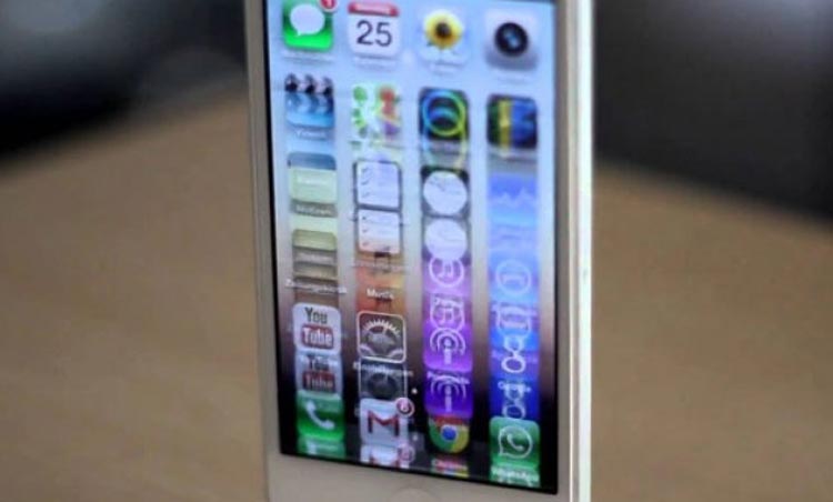 man-hinh-iphone-8-bi-chop-1