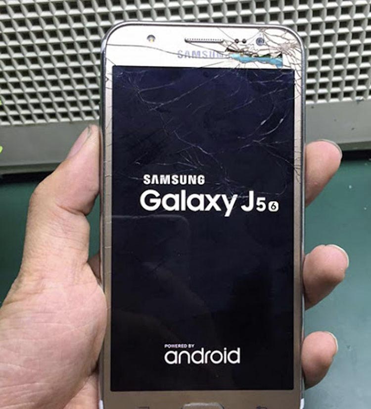 sua-dien-thoai-samsung-galaxy-j-4