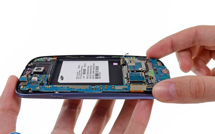 sua-dien-thoai-samsung-galaxy-mega-1