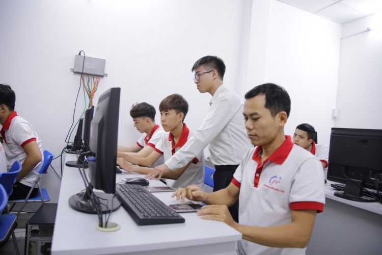 Mục tiêu việc làm tương ứng với khóa học