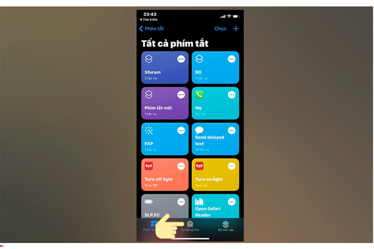 trở lại giao diện chính của Phím tắt, hãy nhấn vào mục Tự động hóa, chọn Tạo mục tự động hóa cá nhân, chọn Chế độ nguồn điện thấp. Cuối cùng bạn nhấn Tick vào 2 mục bạn đã bật và tắt. Nhấn chọn Tiếp.