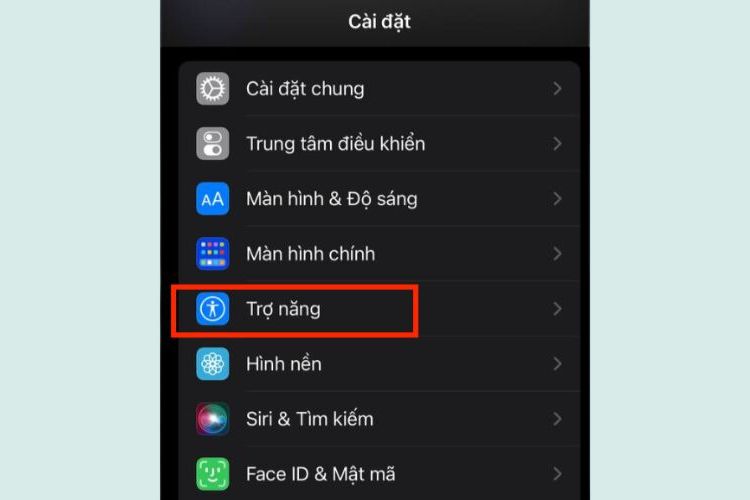 Truy cập vào ứng dụng Cài đặt, tiếp đến kéo xuống mục Trợ năng.