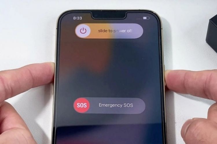 Tắt nguồn iPhone 13 Pro Max