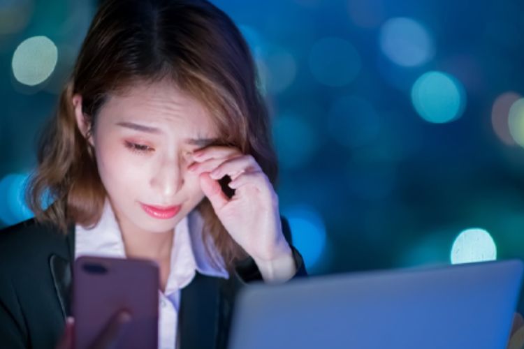 Tránh mỏi mắt khi sử dụng thiết bị trong thời gian dài