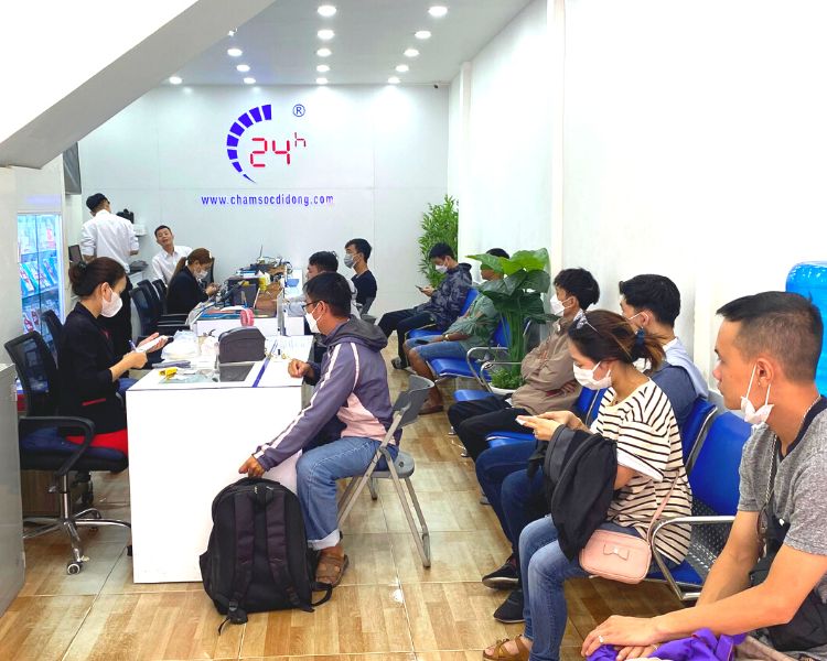 Thay pin Samsung Galaxy Fold tại Bệnh Viện Điện Thoại Laptop 24h 