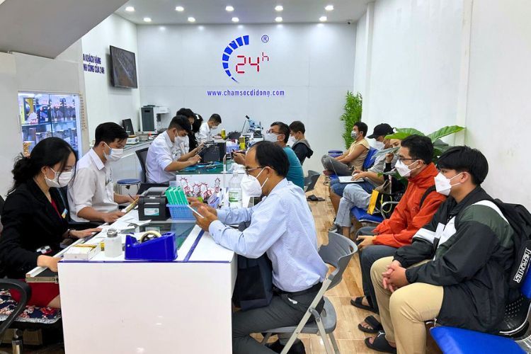 Thay mặt kính Samsung Galaxy S22 Ultra 5G (SM S908, SM 9080) tại Bệnh Viện Điện Thoại Laptop 24h