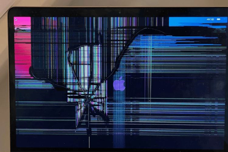 Có nhiều nguyên nhân khiến màn hình Macbook hư hỏng