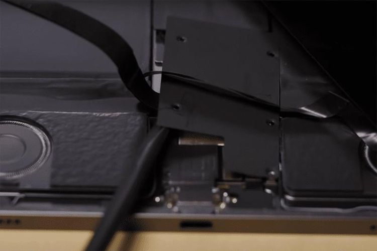 Thay cáp sạc iPad Pro 12.9 2020 WiFi tại Bệnh Viện Điện Thoại Laptop 24h