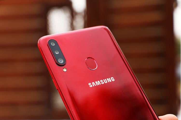 Biểu hiện cần thay camera Samsung Galaxy A20s A207F