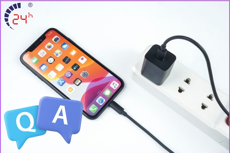 có nên sạc iphone 100