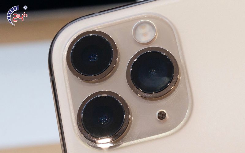 Dấu hiệu phổ biến để thay kính camera iphone 
