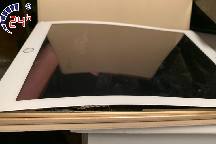 Pin iPad bị phồng