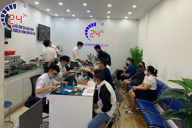 sửa điện thoại bị vô nước