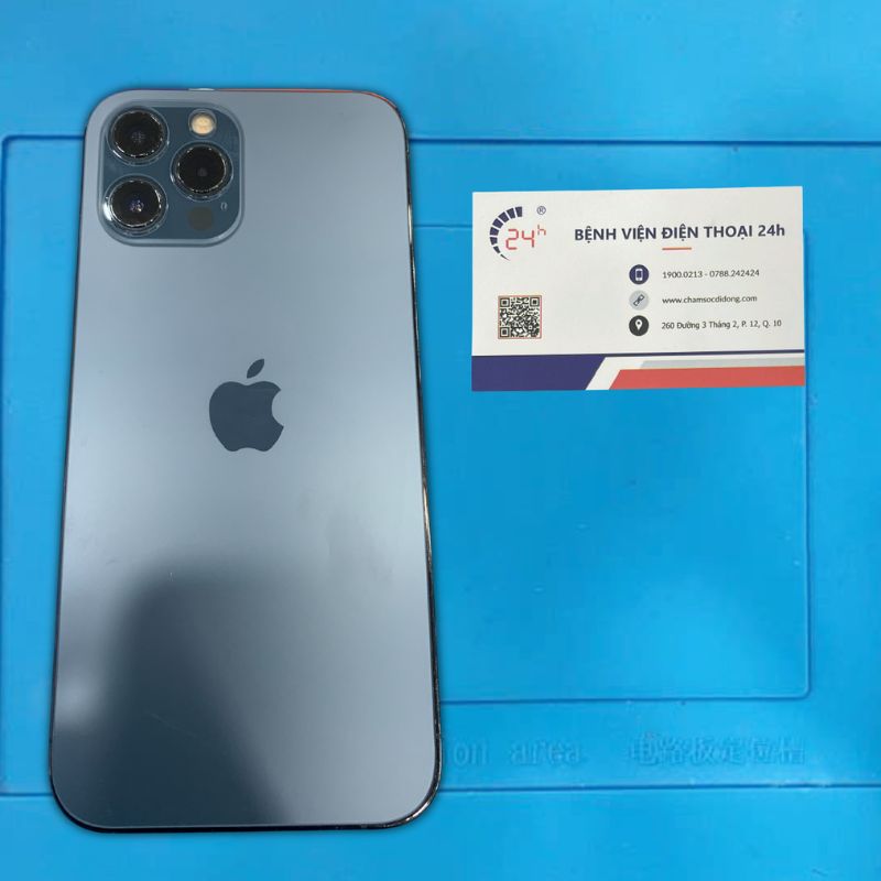 dịch vụ thay kính lưng 12 Pro gần đây