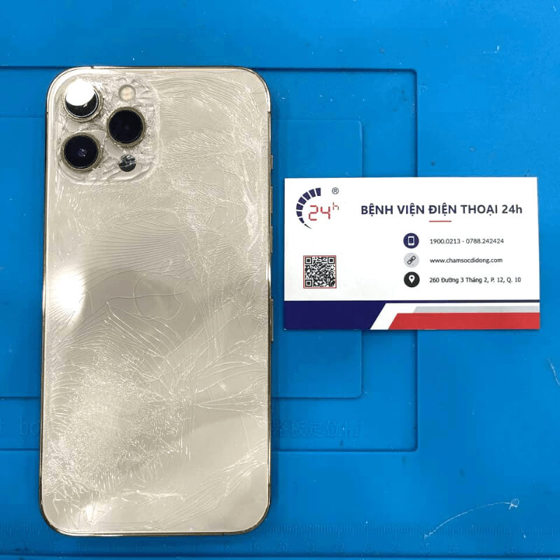 thay lưng iphone 12 pro gần đây giá tốt tại HCM