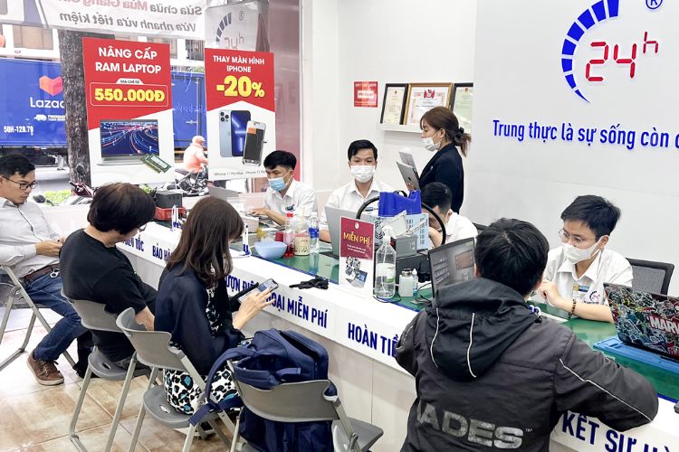 tiếp nhận và kiểm tra máy 