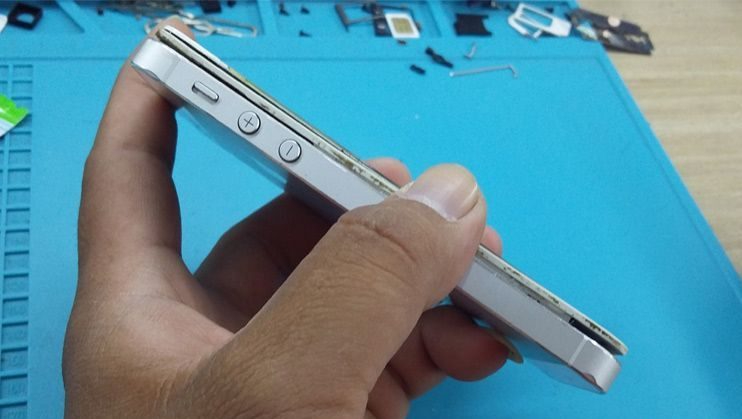 Thay pin iPhone 5 5