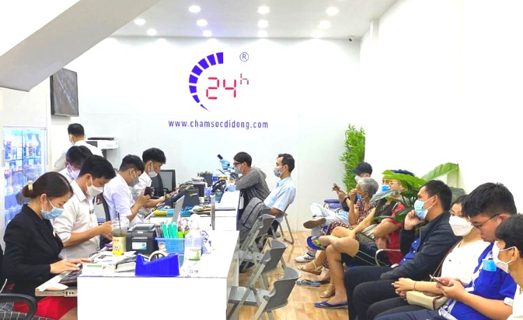 Bệnh Viện Điện Thoại Laptop 24h khi đang thay cảm ứng iPad Mini 3