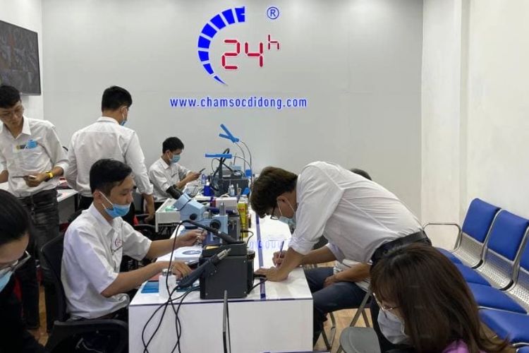 Thay pin Laptop Dell Inspiron 15 3543 tại Bệnh Viện Điện Thoại Laptop 24h