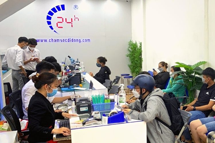 Nên đến địa chỉ uy tín để sửa chữa điện thoại
