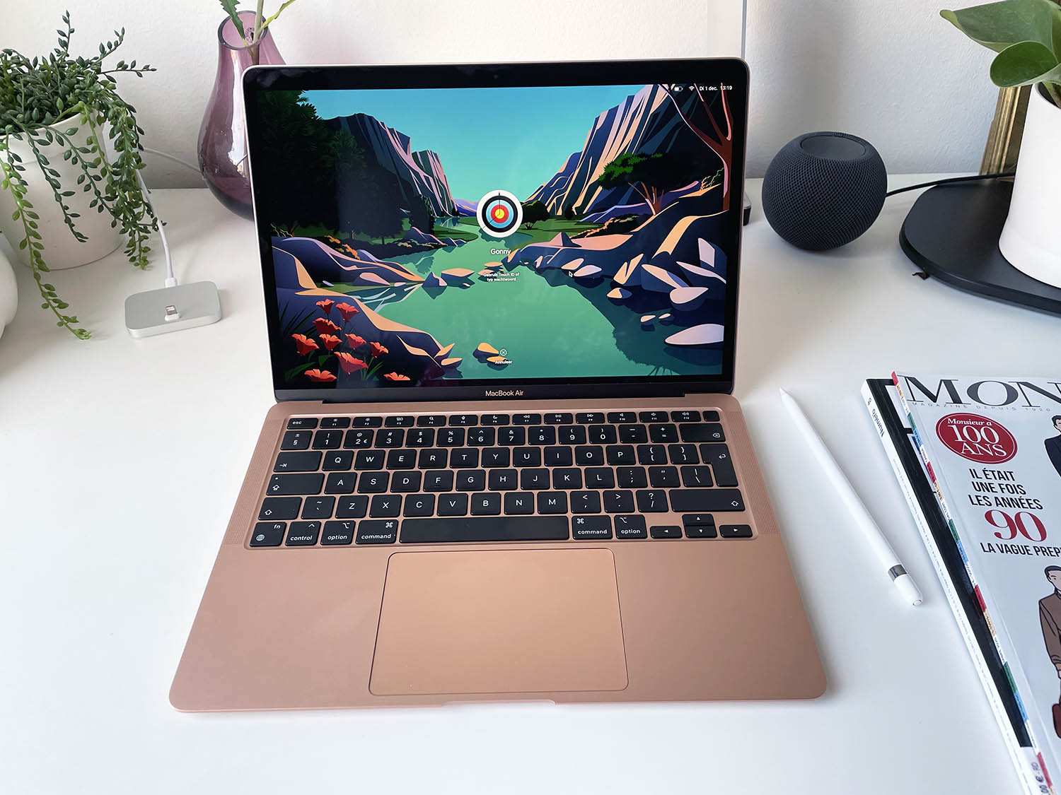 co-nen-vua-sac-vua-dung-macbook-khong