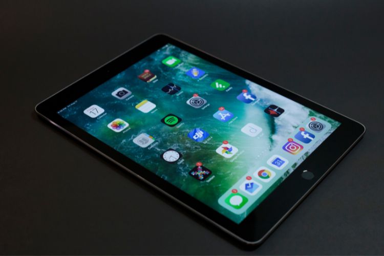 Không sử dụng iPad cũng là nguyên nhân kiến pin không lên