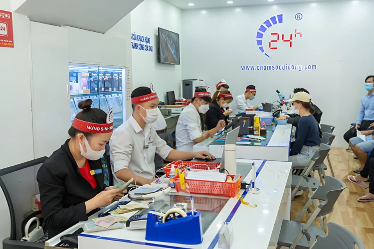 Thay pin iPhone chính hãng ở đâu