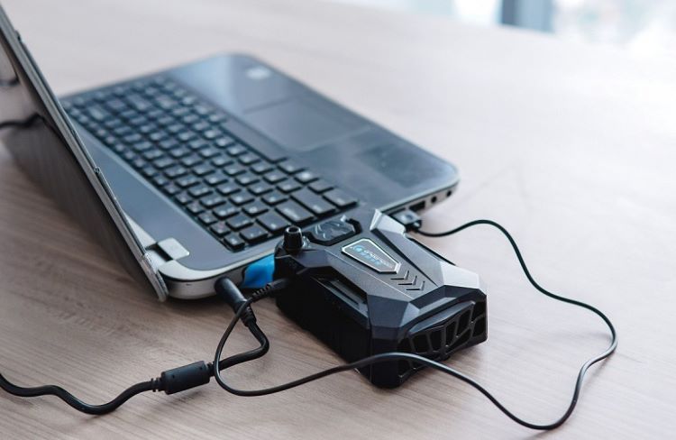 Giảm nhiệt độ cho laptop