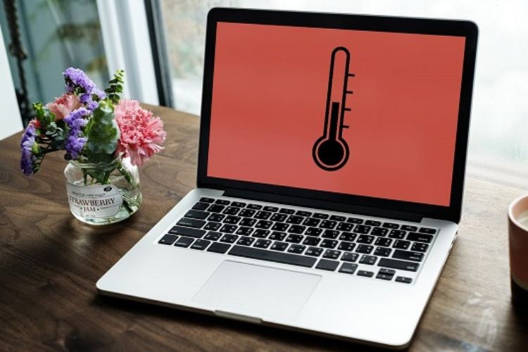Nhiệt độ laptop cao khiến laptop không lên nguồn
