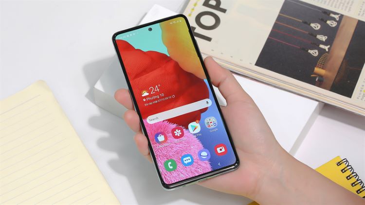 Không nên để màn hình sáng liên tục 