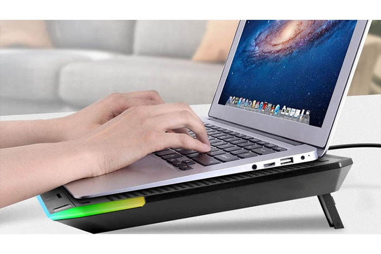 Tản nhiệt cho laptop