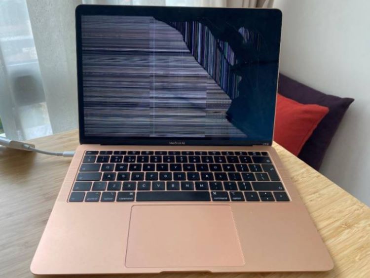 Màn hình MacBook bị nhiễu: Nguyên nhân và cách khắc phục Tại sao màn hình MacBook bị nhiễu?
