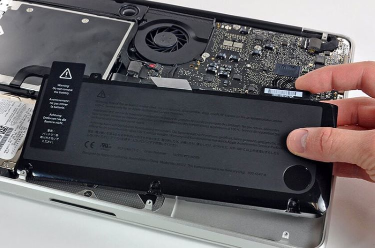 do sạc laptop bị hỏng hoặc bị hư pin