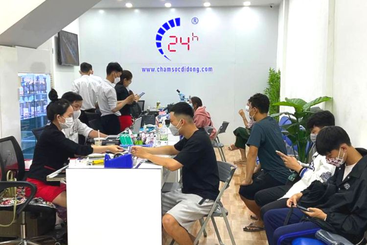 Bệnh Viện Điện Thoại Laptop 24h thay pin iPhone 11