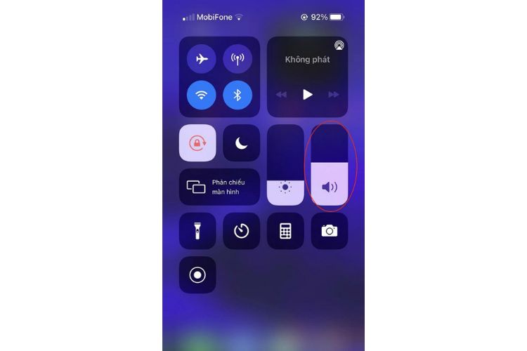 Tại sao quay màn hình không có tiếng trên iPhone