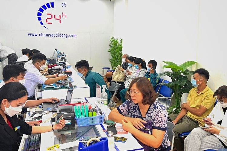 Mang máy đến cái trung tâm uy tín để sửa chữa