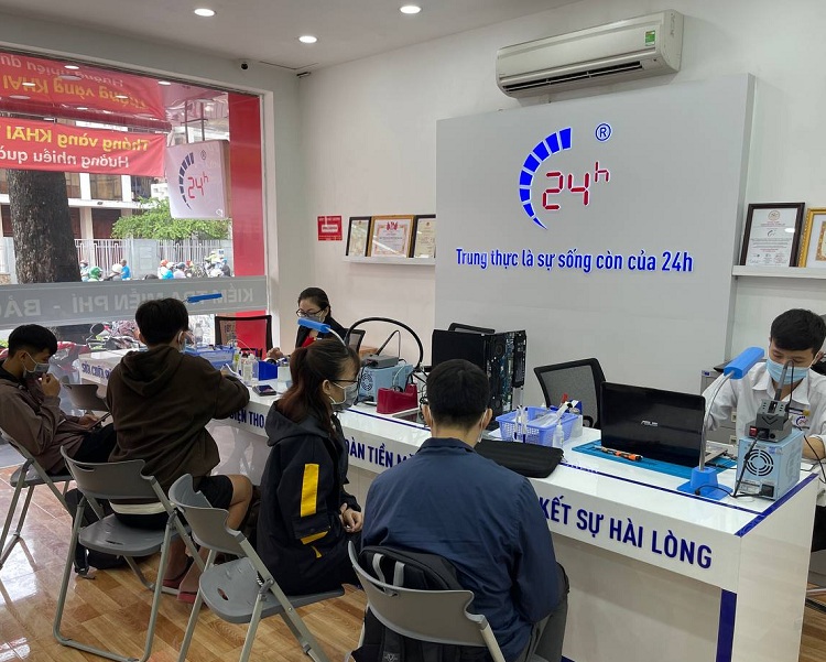 Bệnh Viện Điện Thoại Laptop 24h có thể hỗ trợ khách sửa chữa thiết bị trong tích tắc