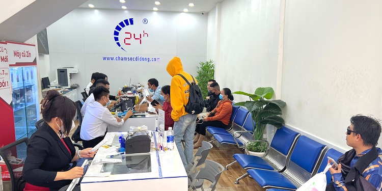 Trực tiếp quan sát quá trình sửa chữa